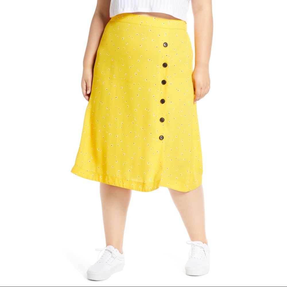 Midi plus size yellow skirt